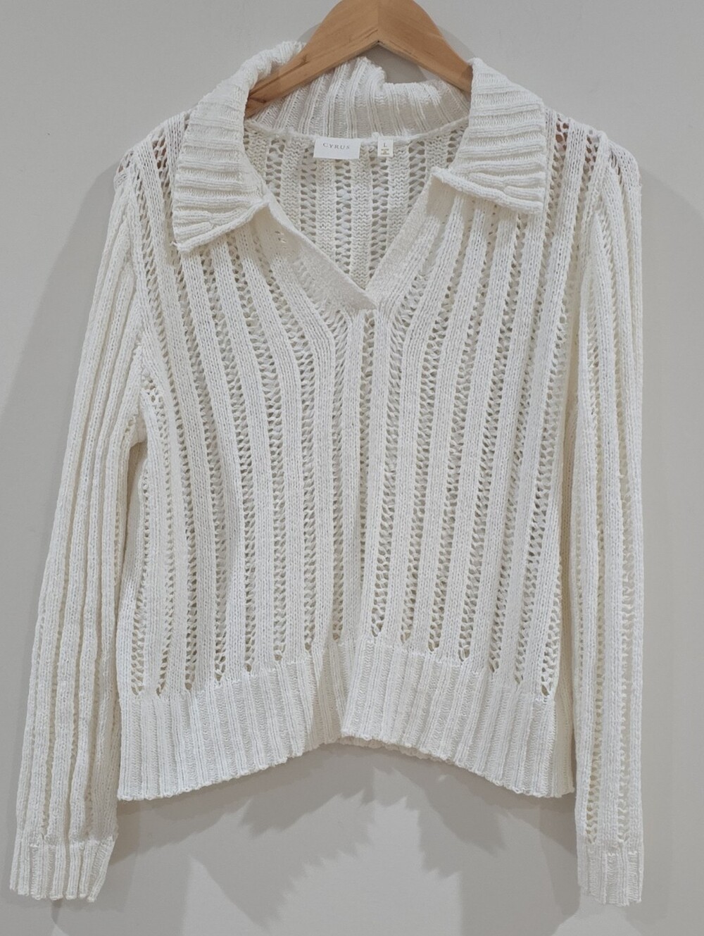 Cyrus White Coastal Open Knit Collared Long Sleeve Luxury Sweater Size L